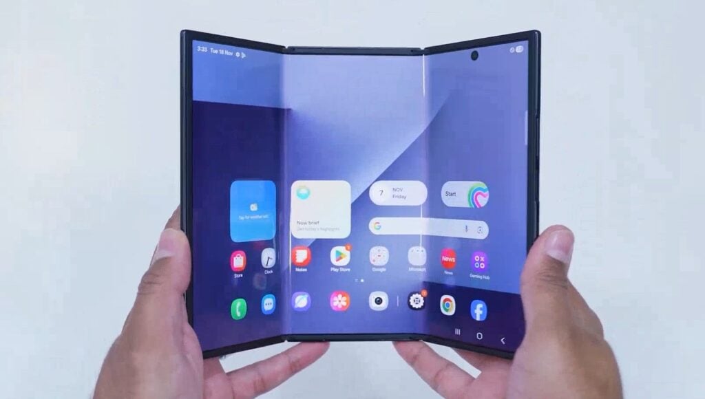 Galaxy Z TriFold Ekran Sorunu Ortaya Çıktı: Kullanıcılar Şaşkın