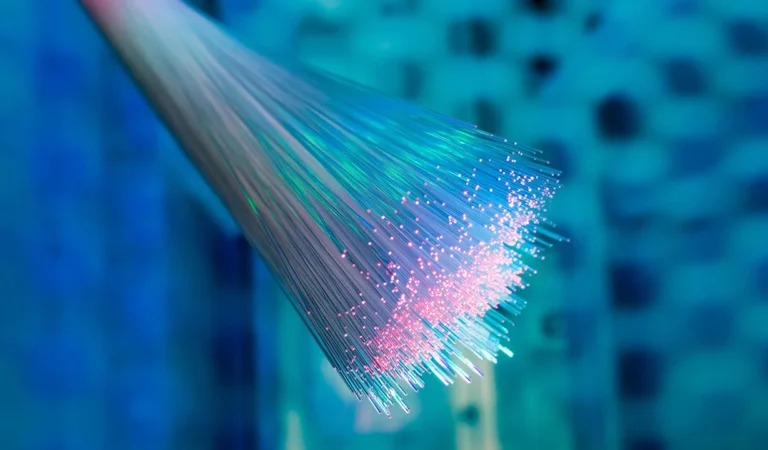 İnternet Hızında Devrim: Kuantum Fiber Teknolojisi Geliyor!