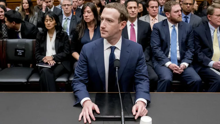 Mark Zuckerberg Mahkemede Gozlukleriyle Olay Oldu