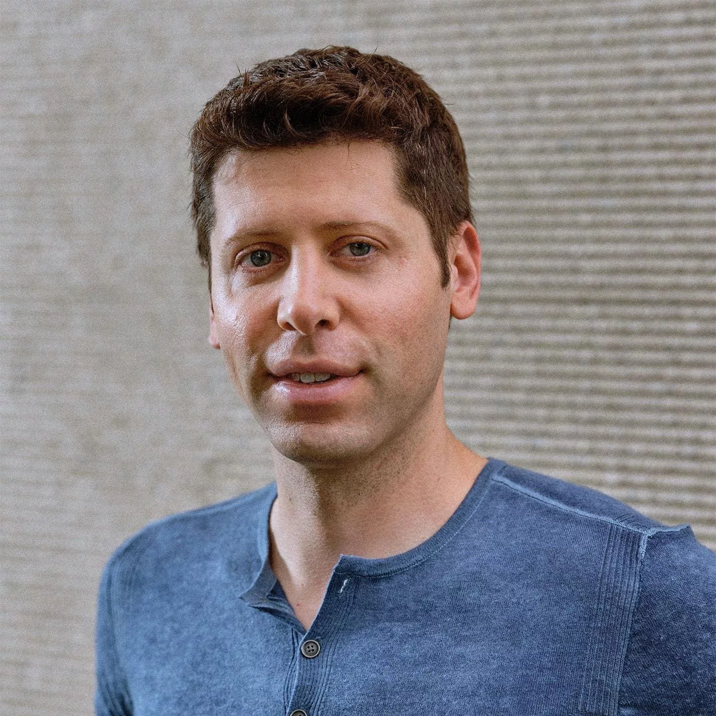 Sam Altman'dan Şaşırtan Çıkış: İnsanlar da AI Gibi Enerji Harcıyor!