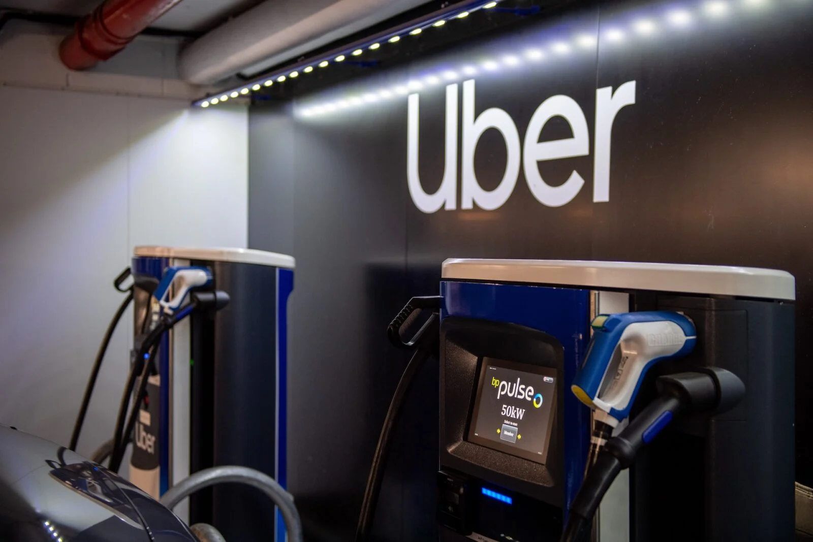 Uber Sürücüsüz Taksi Dönemini Başlatıyor: Gelecek Geldi mi?