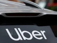 Uber Sürücüsüz Taksi Dönemini Başlatıyor: Gelecek Geldi mi?