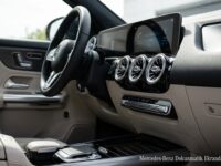 Mercedes-Benz Dokunmatik Ekrandan Vazgeçiyor